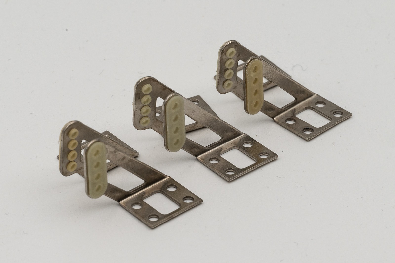 Sullivan S555 Steel Control Horn Sullivan S555 Steel Control Horn